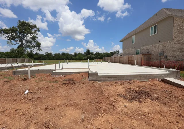 Photo 3 of Sale Pending at 5802 Chamberlain Xing, Rosenberg, TX 77471 | MLS# 45242424 | Listing updated on 2026-09-08
