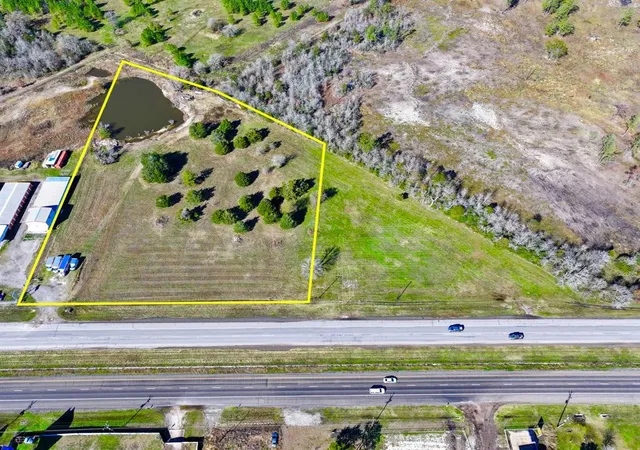 3rd image of 2965 Sh 19 S, Huntsville, TX 77320 | MLS# 63658470