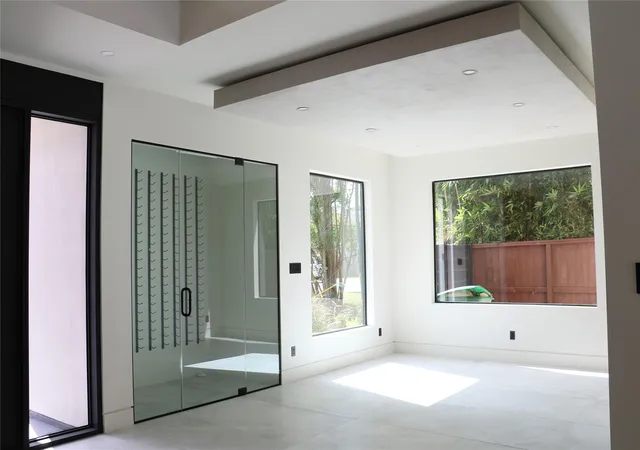 3rd image of 827 Bunker Hill Rd, Houston, TX 77024 | MLS# 6415233