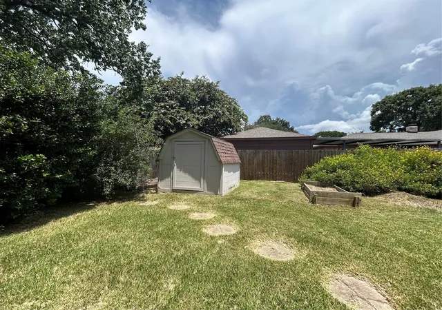 24th image of 12118 Dorrance Ln, Meadows Place, TX 77477 | MLS# 81515722