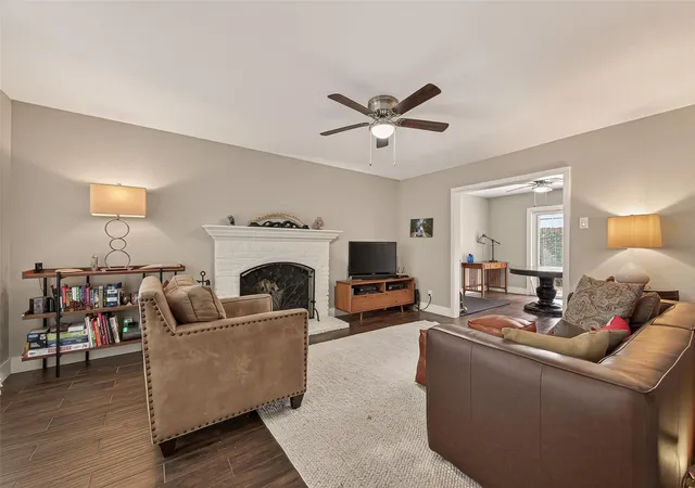 Photo 2 of Condo for sale at 4040 San Felipe St #119, Houston, TX 77027 | MLS# 50779550 | Listing updated on 2026-09-08