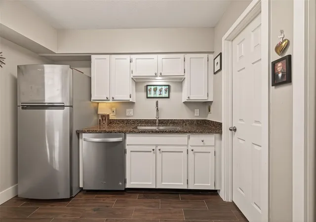Photo 4 of Condo for sale at 4040 San Felipe St #119, Houston, TX 77027 | MLS# 50779550 | Listing updated on 2026-09-08