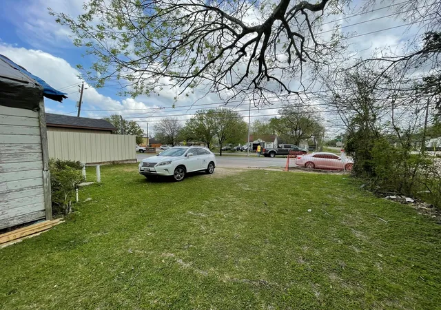 Photo 3 of Land for sale at 8536 Scott St, Houston, TX 77051 | MLS# 11740227 | Listing updated on 2026-03-28