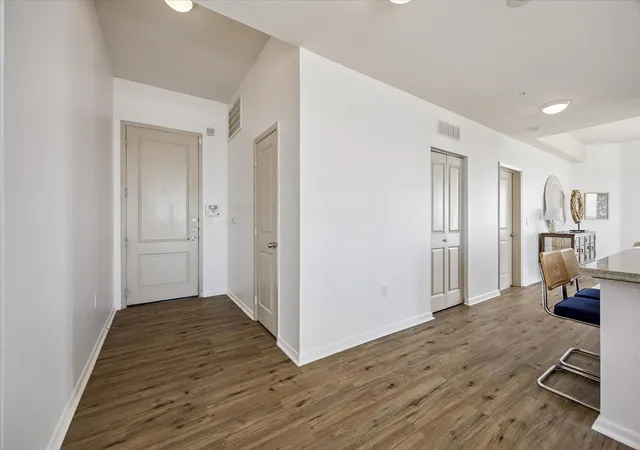 2nd image of 3505 Sage Rd #2710, Houston, TX 77056 | MLS# 95285689