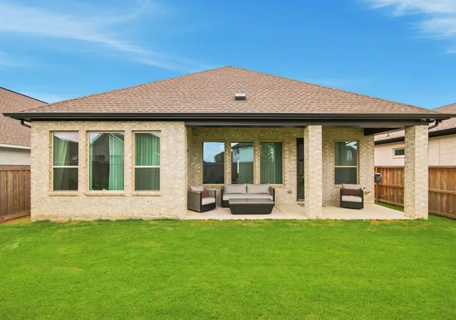 Photo 4 of Single family home for sale at 19615 Holly Pierce Dr, Cypress, TX 77433 | MLS# 56906683 | Listing updated on 2026-09-19