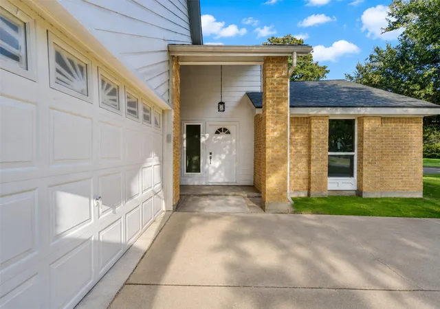 5th image of 3035 Pecan Point Dr, Sugar Land, TX 77478 | MLS# 35205005