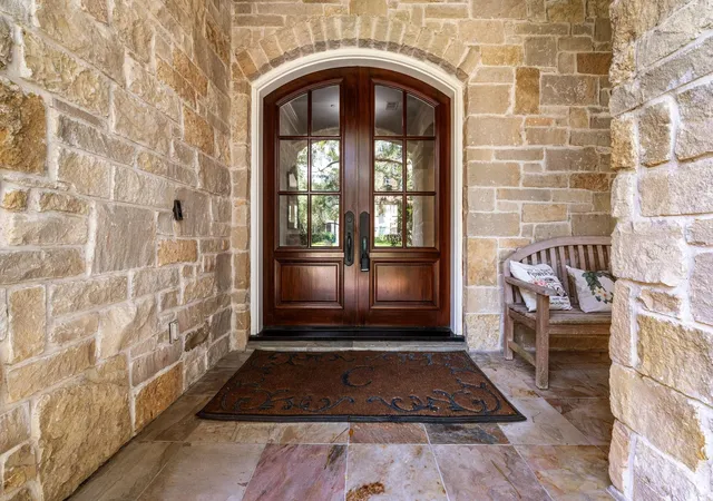 Photo 4 of Sale Pending at 11935 Broken Bough Dr, Houston, TX 77024 | MLS# 73012039 | Listing updated on 2026-09-03