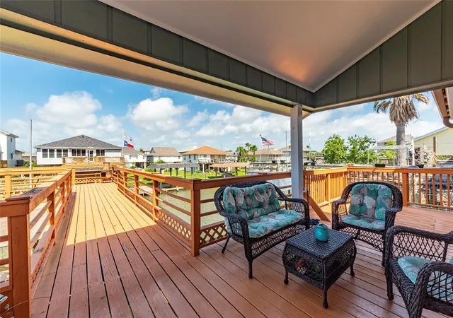 Photo 3 of Sale Pending at 3 N Pelican St, La Marque, TX 77568 | MLS# 78382121 | Listing updated on 2026-09-25
