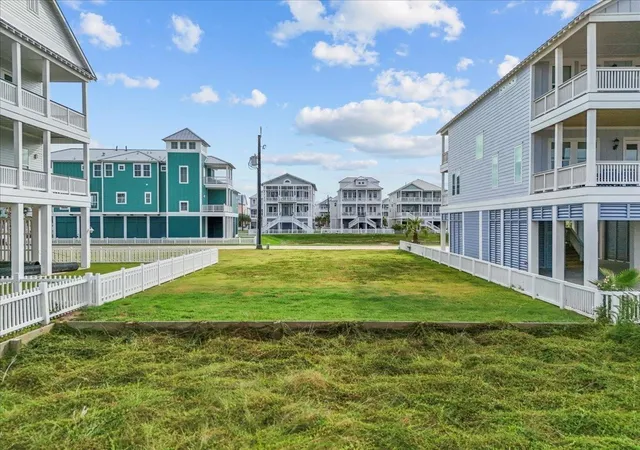 Photo 4 of Land for sale at 3847 Ohana Ln, Galveston, TX 77554 | MLS# 46233585 | Listing updated on 2026-09-08