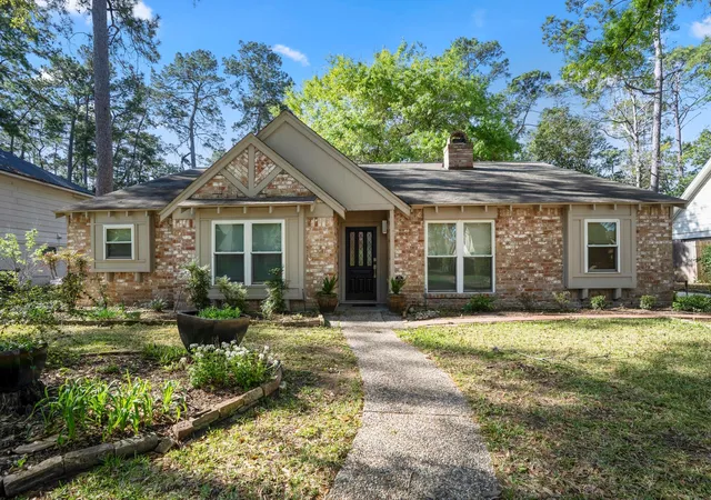 Photo 2 of Single family home for sale at 11611 Primwood Dr, Houston, TX 77070 | MLS# 73018964 | Listing updated on 2026-09-17