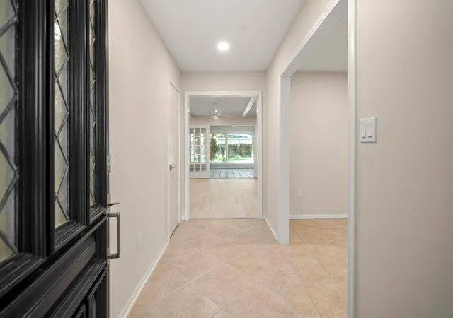 Photo 3 of Single family home for sale at 11611 Primwood Dr, Houston, TX 77070 | MLS# 73018964 | Listing updated on 2026-09-17