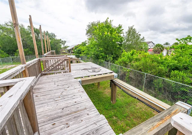 16th image of 441 16th St, Dickinson, TX 77539 | MLS# 10015596