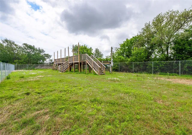 1st image of 441 16th St, Dickinson, TX 77539 | MLS# 10015596