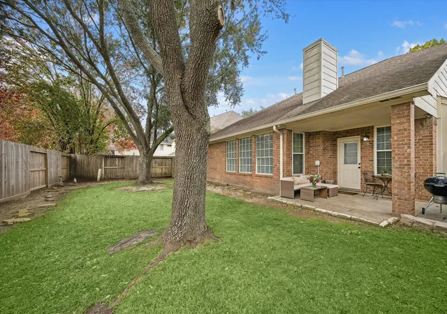 Photo 4 of Single family home for sale at 9831 Therrell Dr, Houston, TX 77064 | MLS# 57938357 | Listing updated on 2026-08-29