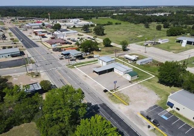4th image of 415 State Hwy 36 S, Caldwell, TX 77836 | MLS# 53272399