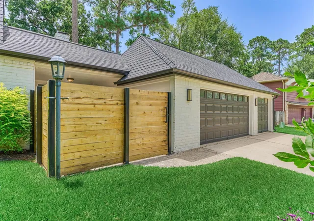 Homes for sale in Spring, TX | 6202 Knollview Dr, Spring, TX 77389 | MLS# 88178248