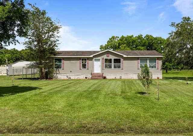 Photo 1 of Single family home for sale at 468 County Rd 545, Alvin, TX 77511 | MLS# 9728736 | Listing updated on 2026-08-31