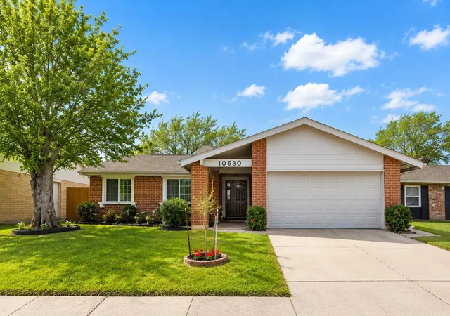 1st image of 10530 Towne Square Rd, Sugar Land, TX 77498 | MLS# 66175003