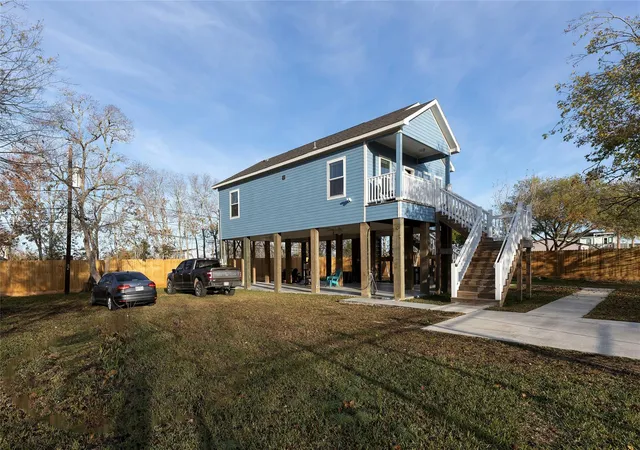 2nd image of 1126 3 Ks, San Leon, TX 77539 | MLS# 26235987