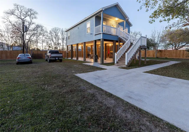 5th image of 1126 3 Ks, San Leon, TX 77539 | MLS# 26235987