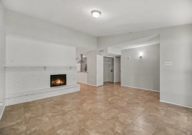 Photo 3 of Single family home for sale at 6713 Tara Dr, Richmond, TX 77469 | MLS# 55150114 | Listing updated on 2026-09-21