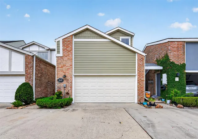 1st image of 15035 Kimberley Ct #13, Houston, TX 77079 | MLS# 68646627