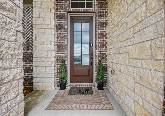 Photo 3 of Single family home for sale at 2131 Tioga View Dr, Rosharon, TX 77583 | MLS# 86003057 | Listing updated on 2026-09-05