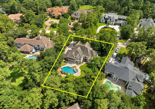 Photo 50 of Mansion for sale at 39 W Bracebridge Cir, The Woodlands, TX 77382 | MLS# 64538339 | Listing updated on 2026-08-29