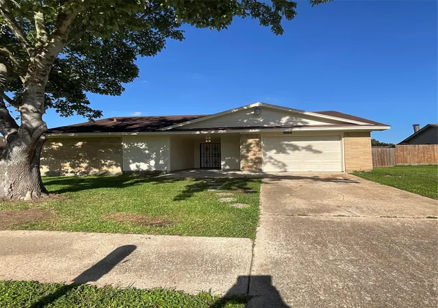 Homes for sale in Houston, TX | 16151 Coyridge Ln, Houston, TX 77053 | MLS# 21361759