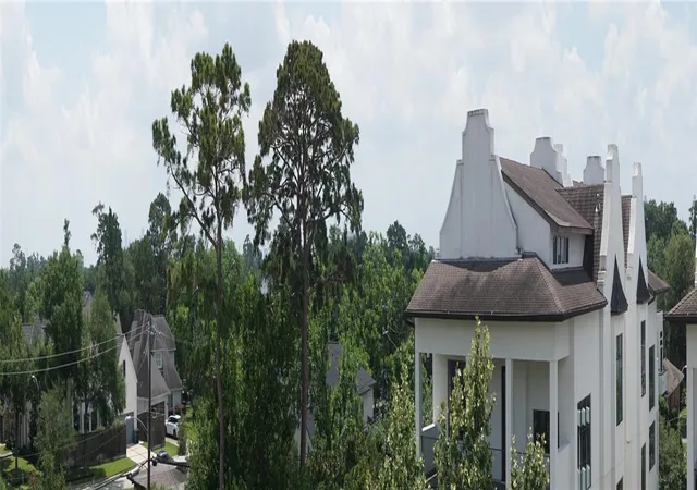 3rd image of 1602 Janak Garden Lane, Houston, TX 77055 | MLS# 32158773
