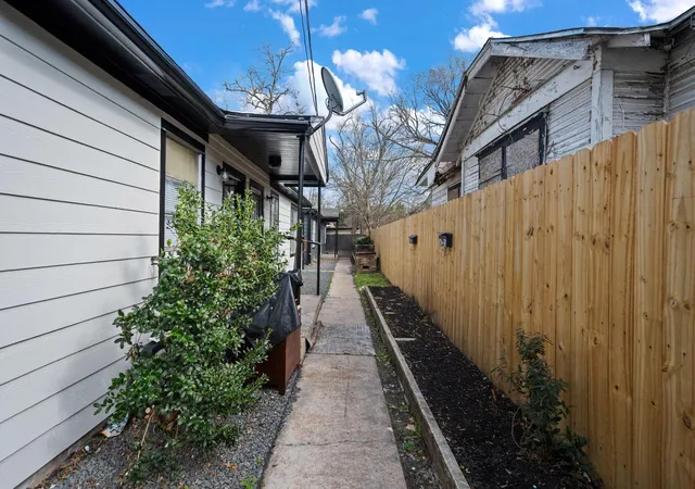 4th image of 3425 Nettleton St, Houston, TX 77004 | MLS# 53219851