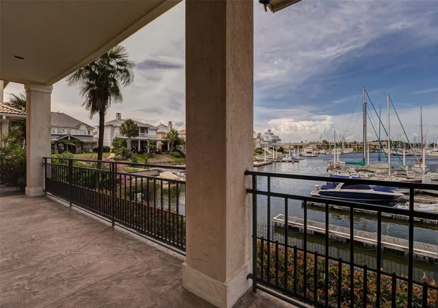 44th image of 411 Harborside Wy, Kemah, TX 77565 | MLS# 4189508
