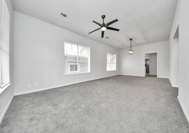 Homes for sale in La Porte, TX | 114 N Holmes St, La Porte, TX 77571 | MLS# 37203862
