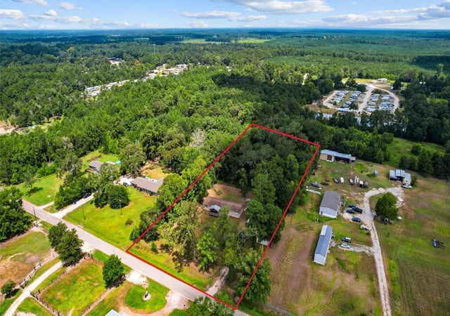 Photo 1 of Single family home for sale at 863 E County Road 3141 E, Cleveland, TX 77327 | MLS# 12253361 | Listing updated on 2026-09-10