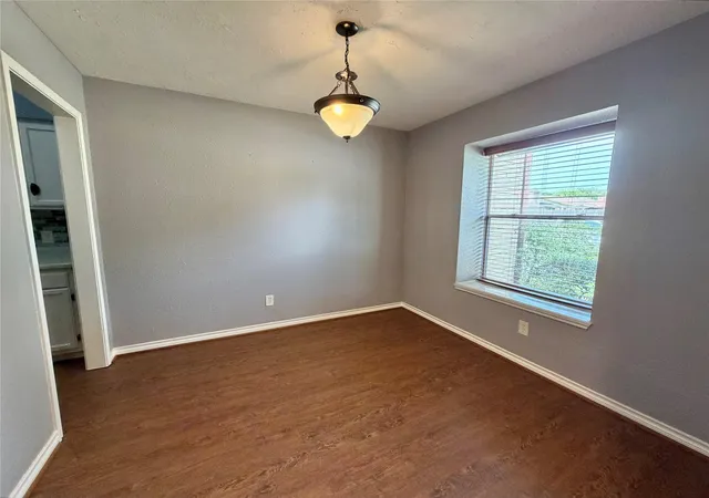 4th image of 14 Sarita Rd, Angleton, TX 77515 | MLS# 86117406