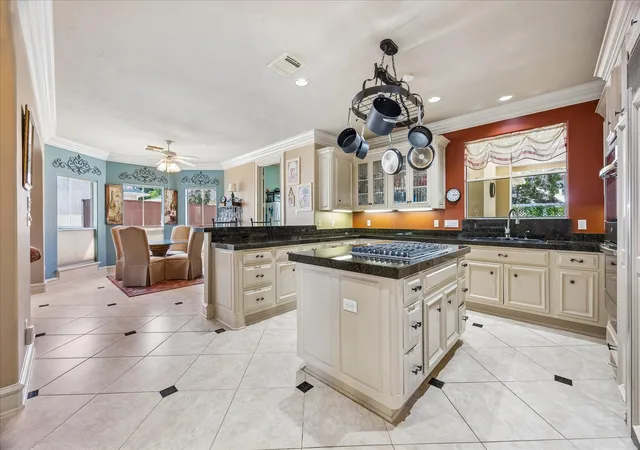 3rd image of 13606 Starlight Harbour Ct, Houston, TX 77077 | MLS# 67600974