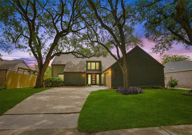 1st image of 1315 Warwickshire Dr, Houston, TX 77077 | MLS# 67796026