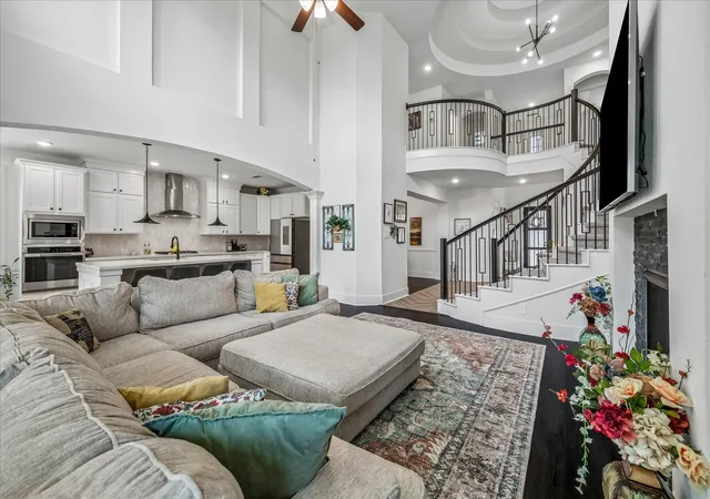 2nd image of 12531 Tullich Run Dr, Humble, TX 77346 | MLS# 89714728