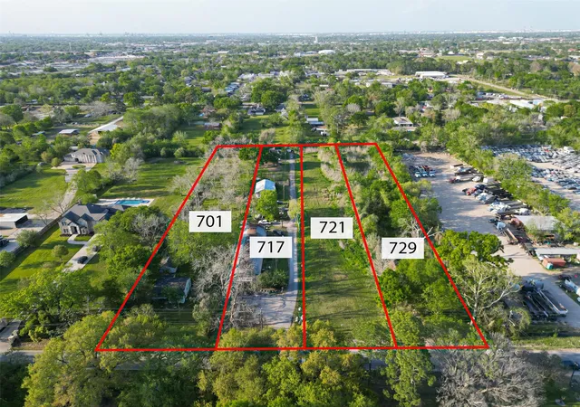 5th image of 701 Crenshaw Rd, Houston, TX 77504 | MLS# 67792697