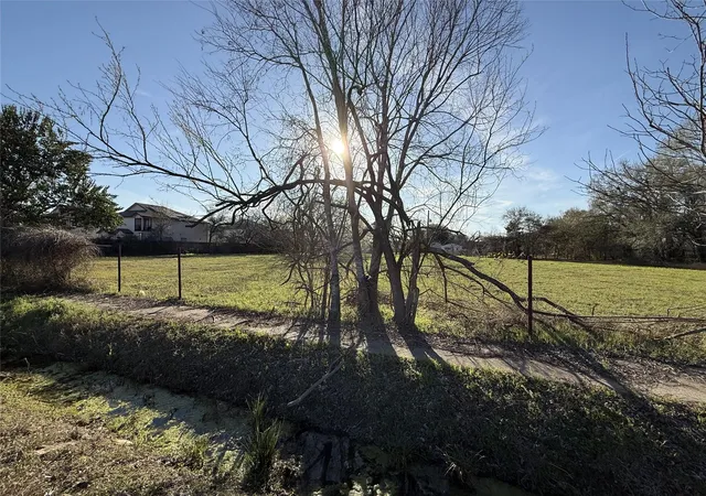 Photo 3 of Land for sale at 8935 Jutland Rd, Houston, TX 77033 | MLS# 56504058 | Listing updated on 2026-08-24