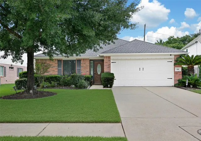 Photo 1 of Single family home for sale at 614 Linden Manor Ct, Spring, TX 77373 | MLS# 16854998 | Listing updated on 2026-09-18