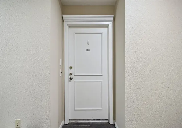 4th image of 2475 Underwood St #392, Houston, TX 77030 | MLS# 82701070