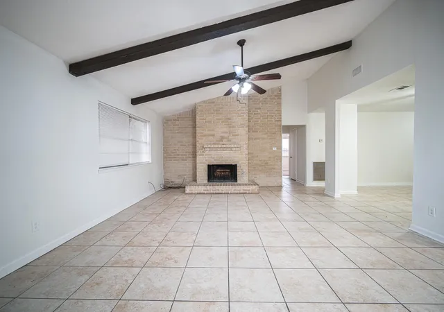 Photo 2 of Single family home for sale at 7015 San Pablo Dr, Houston, TX 77083 | MLS# 75017567 | Listing updated on 2026-09-17