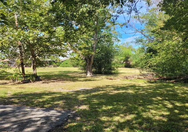 4th image of 1018 E Meyer Rd, Seabrook, TX 77586 | MLS# 52112322