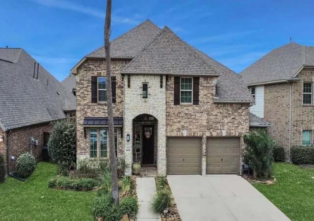 Photo 1 of Single family home for sale at 16831 Headwaters Forest Dr, Humble, TX 77346 | MLS# 97678115 | Listing updated on 2026-08-02