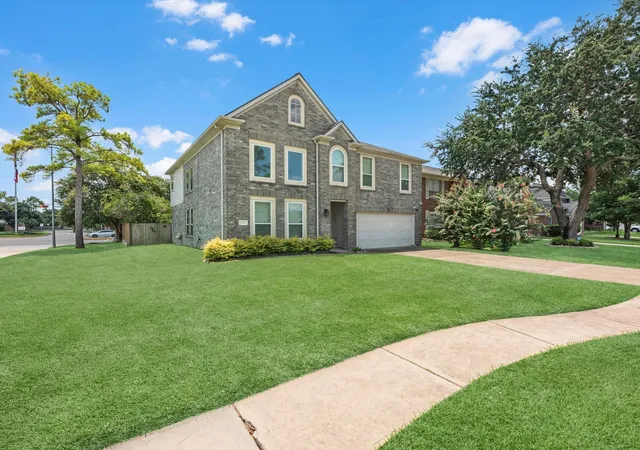 Photo 1 of Single family home for sale at 14003 Stardust Ln, Houston, TX 77041 | MLS# 48514982 | Listing updated on 2026-09-17