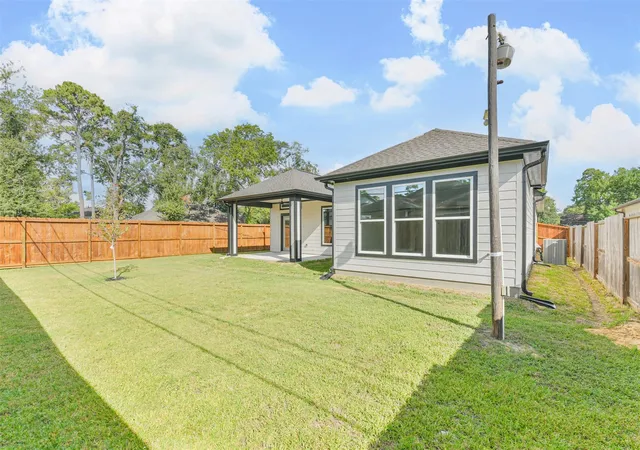 3rd image of 2643 Dalview St, Houston, TX 77091 | MLS# 68537657