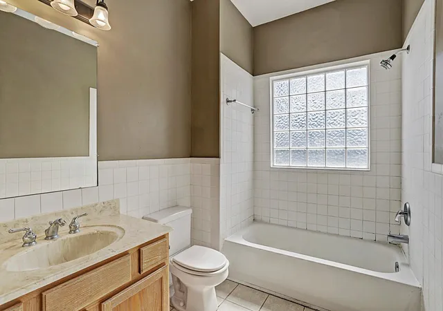 17th image of 1931 Richmond Ave, Houston, TX 77098 | MLS# 64185737