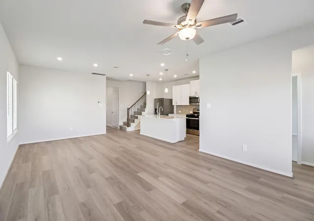 5th image of 31020 De La Guerra St, Huffman, TX 77336 | MLS# 24075534