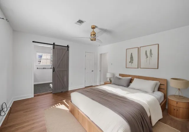 5th image of 10151 Brinwood Dr, Houston, TX 77043 | MLS# 86692402